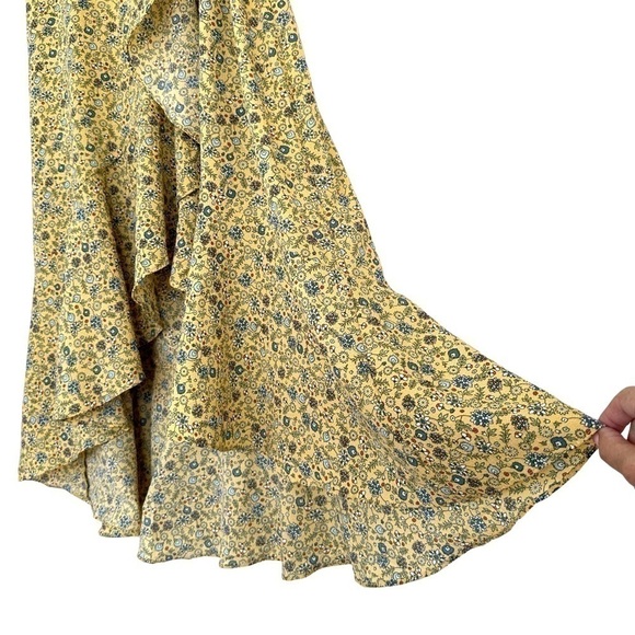 Max Studio wrap maxi dress with short  sleeves, ruffles - Picture 3 of 14